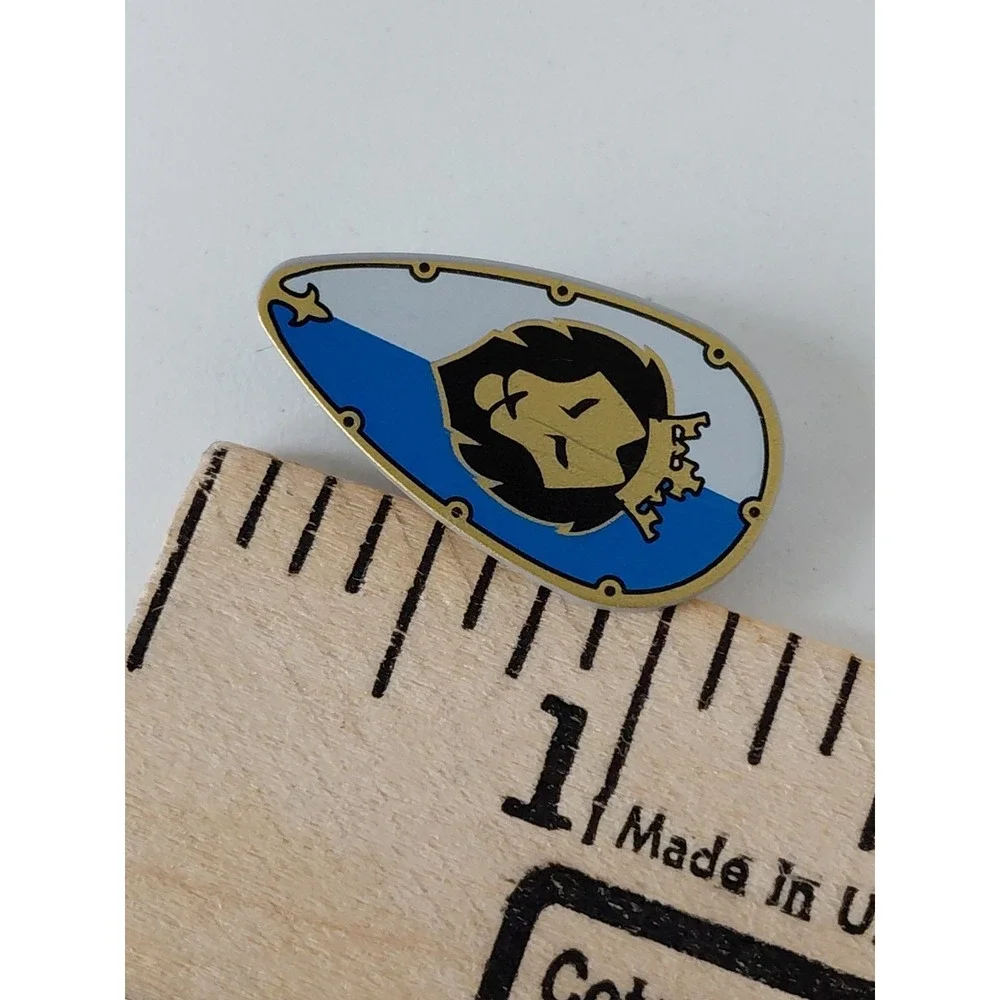 Lego Shield Ovoid with Black & Gold Lion Head with Crown On Blue & White‎